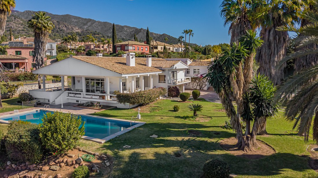 Villa in Marbella, Andalusia, Spain 2 - 14992964