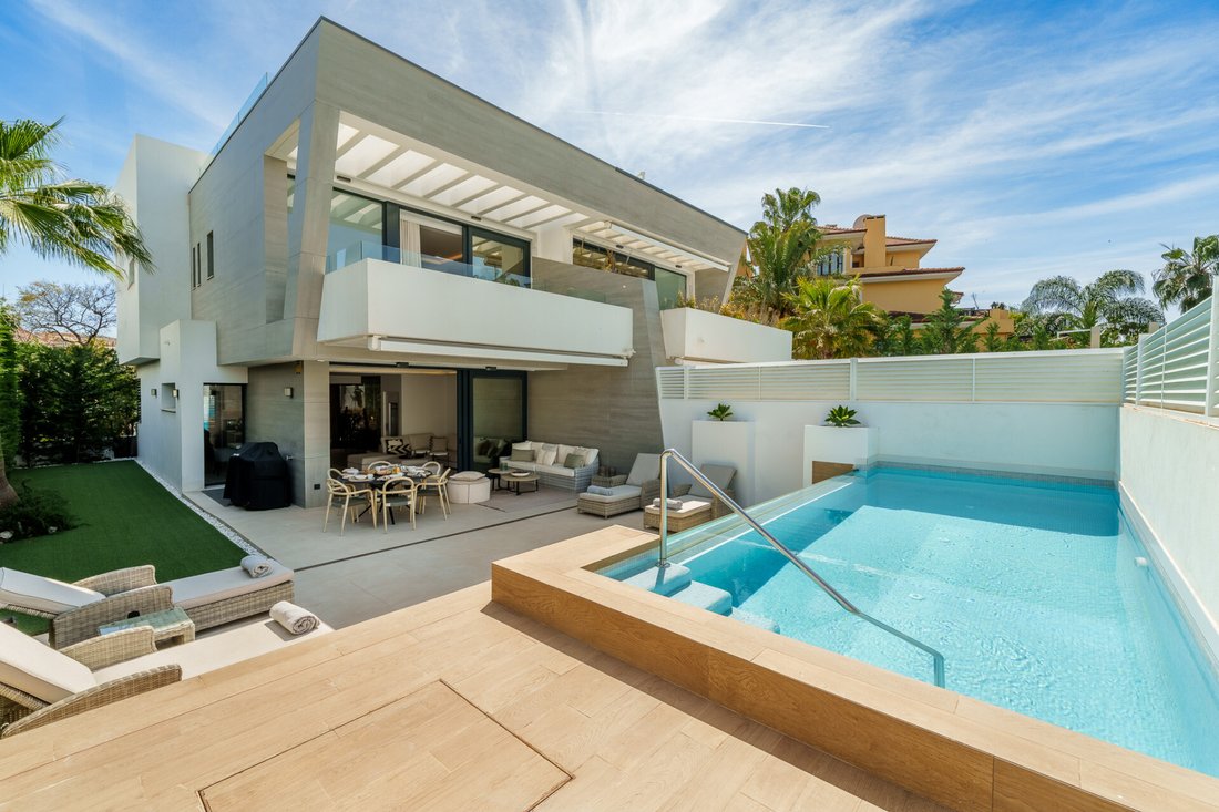 House in Puerto Banus, Marbella, Spain 1 - 15539417