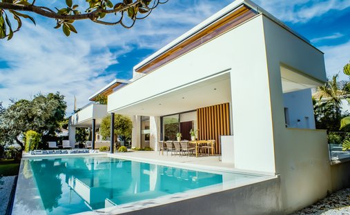 Villa in Golden Mile, Andalusia, Spain 1
