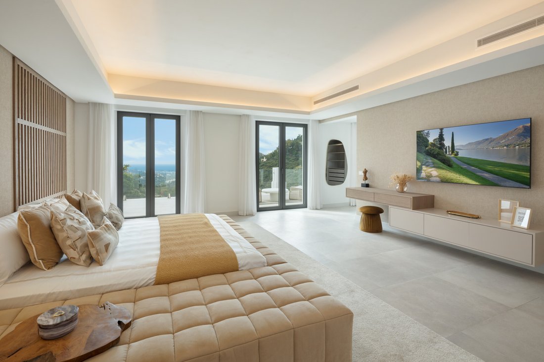 Villa in El Madroñal, Benahavis, Spain 5 - 15986395