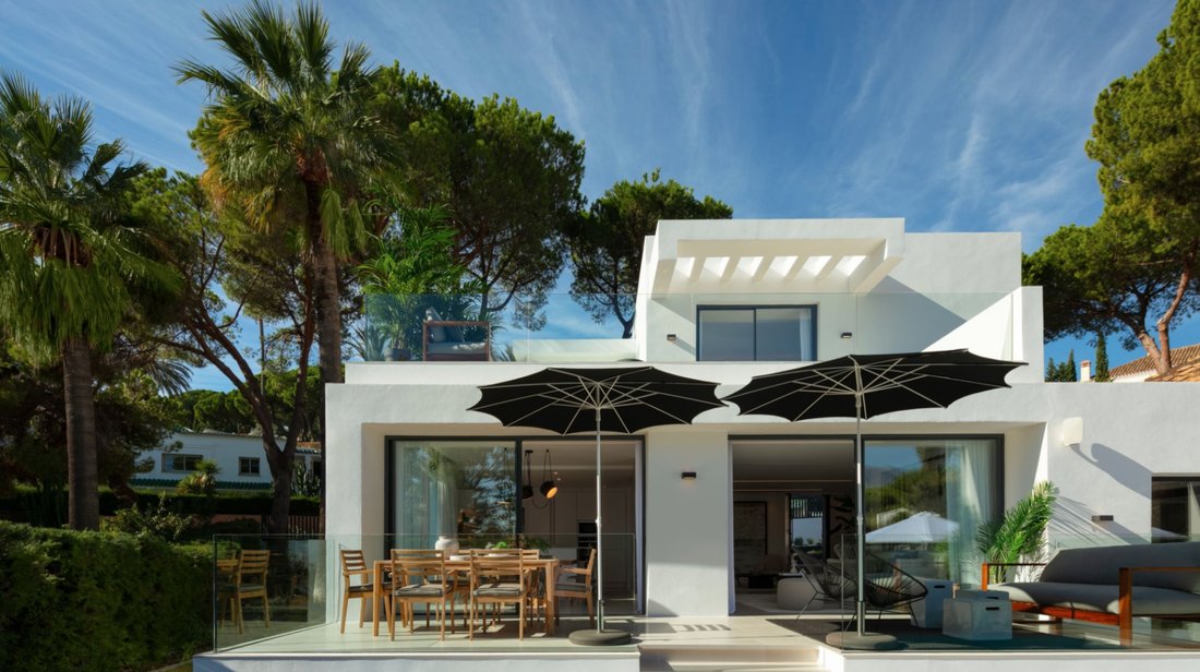 Villa in Nueva Andalucia, Marbella, Spain 2 - 14184062
