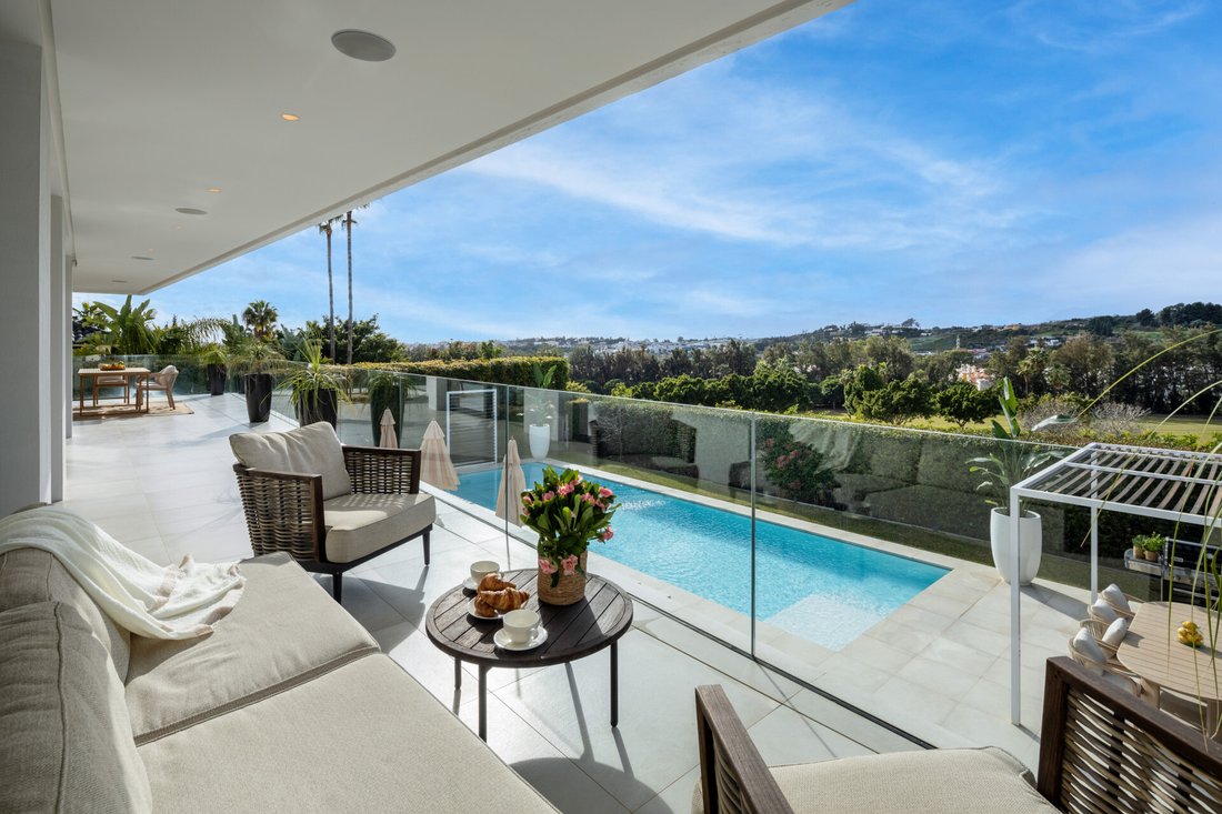 Villa in Nueva Andalucia, Marbella, Spain 2 - 15183964