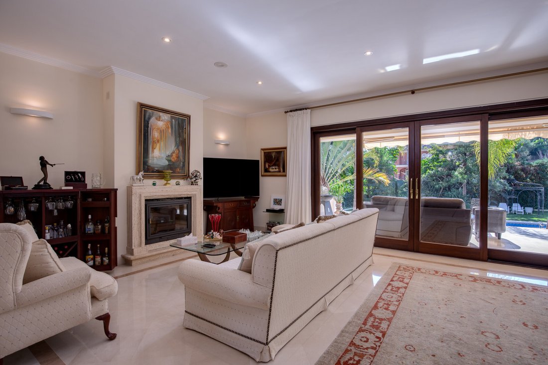 Villa in Benahavis, Andalusia, Spain 4 - 14976173