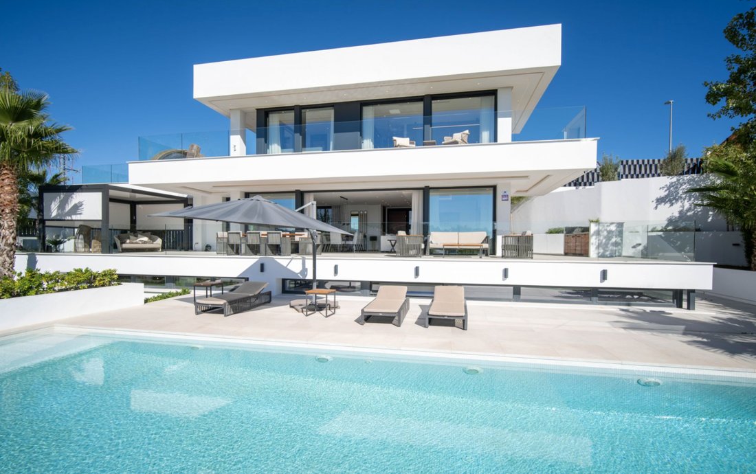 Villa in Nueva Andalucia, Marbella, Spain 2 - 14073016