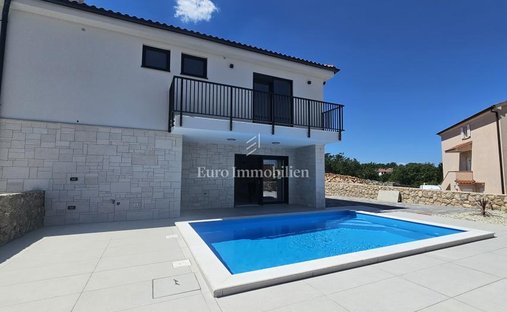 House in Malinska, Primorje-Gorski Kotar County, Croatia 1