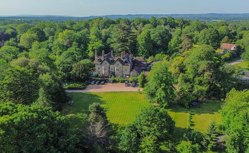 Maison à Walstead, Copthorne, Angleterre 1