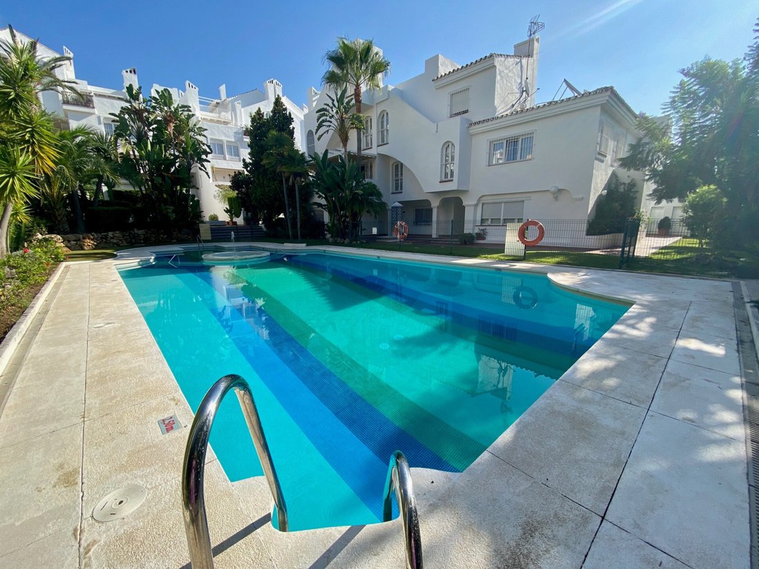 Apartment in Marbella, Andalusia, Spain 2 - 16627053