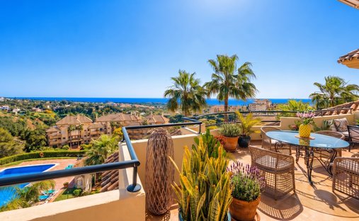 Penthouse in Elviria-Cabopino, Marbella, Spain 1