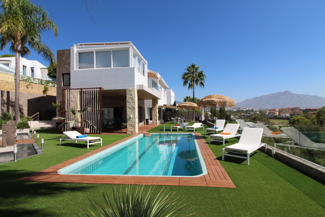 Villa in Estepona, Andalusia, Spain 3 - 12194352