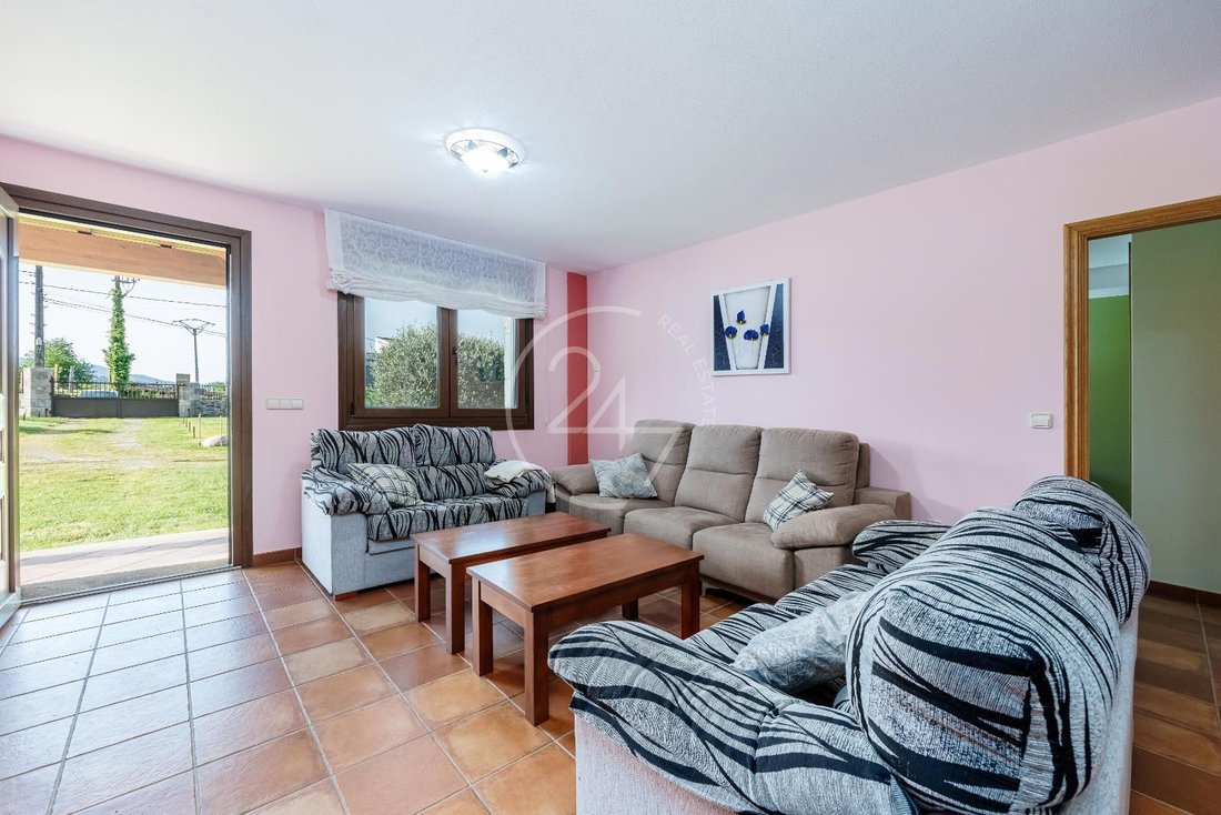House in San Tome e Santa Maria de Caldas de Reis, Caldas de Reis, Spain 5 - 18022634