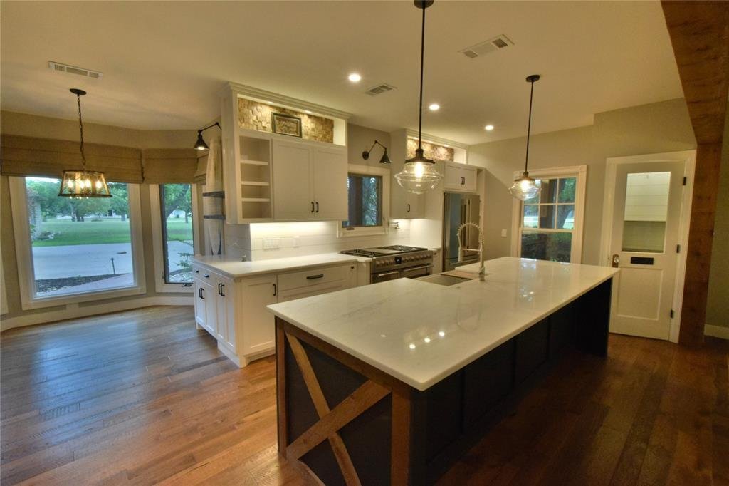 House in Granbury, Texas, United States 5 - 18023436