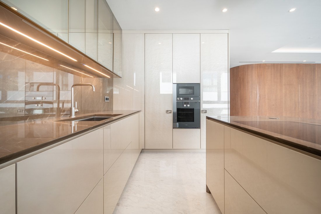 Penthouse in Marbella, Andalusia, Spain 5 - 17595895