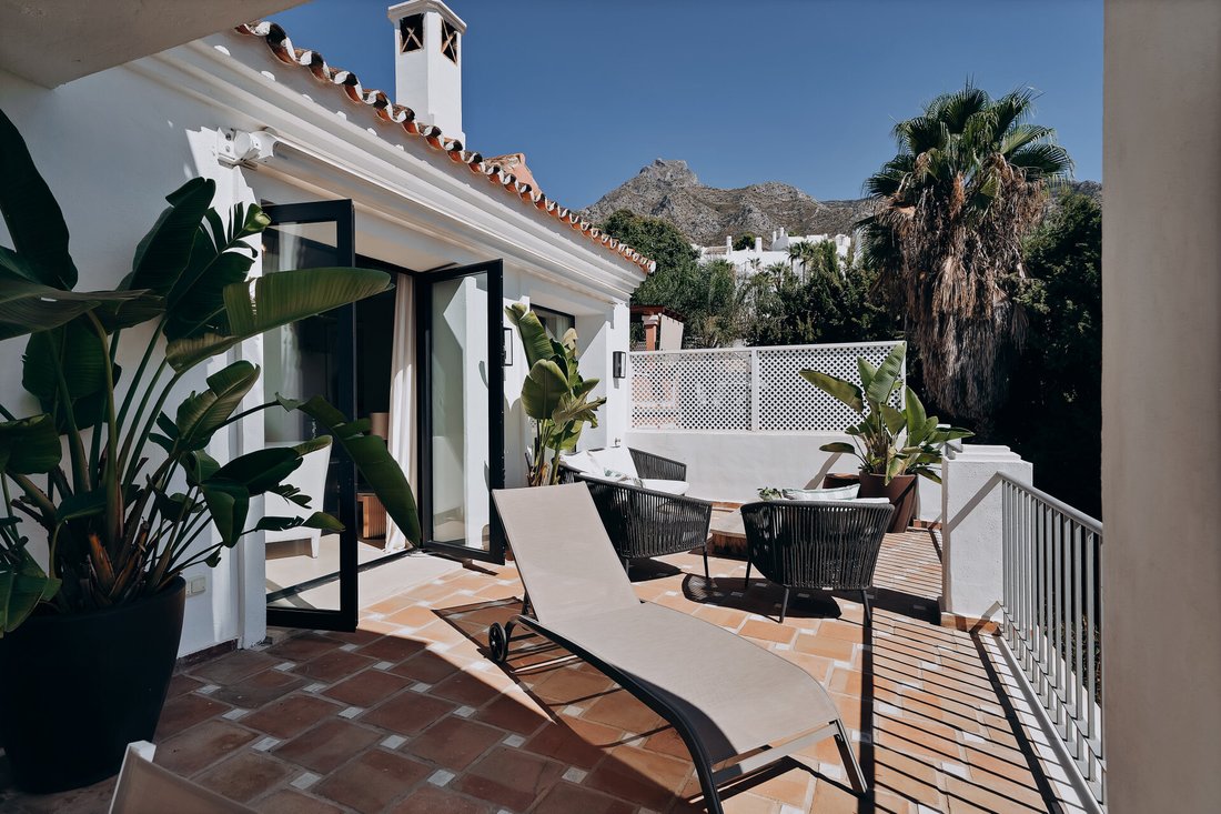 Townhouse in Marbella, Andalusia, Spain 2 - 17914254