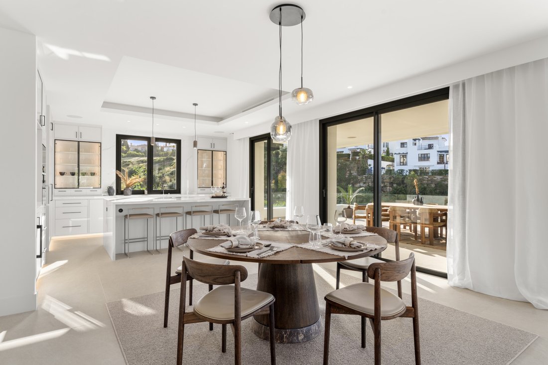 Villa in Estepona, Andalusia, Spain 4 - 15879896
