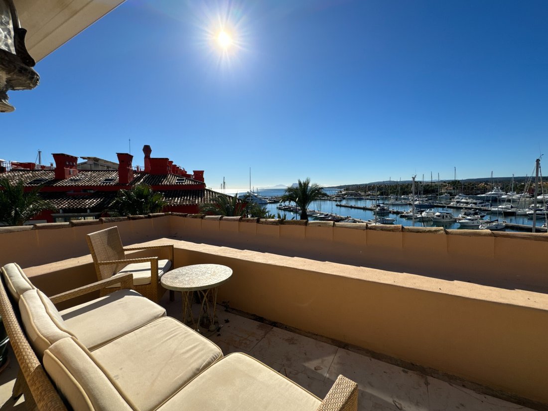 Penthouse in Sotogrande, San Roque, Andalusia 4 - 13620801