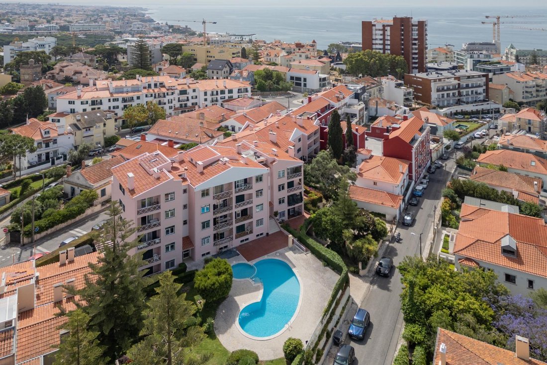Apartment in Estoril, Cascais e Estoril, Lisbon 1 - 17914647