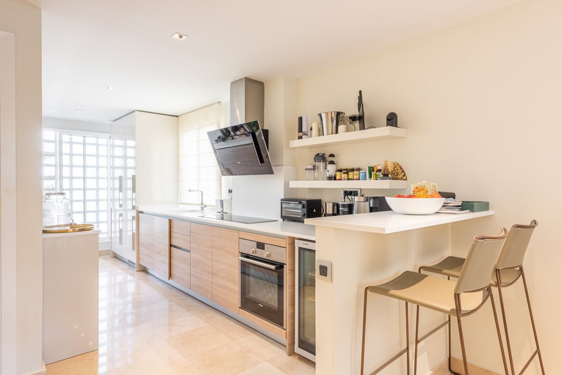 Apartment in Puerto Banus, Marbella, Spain 4 - 12194125