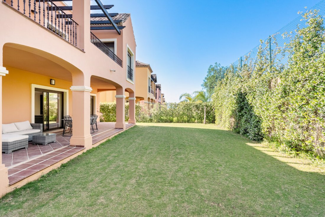 Villa in Estepona, Andalusia, Spain 1 - 11629808