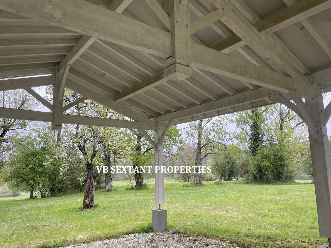 Estate in Latresne, Nouvelle-Aquitaine, France 4 - 16769999