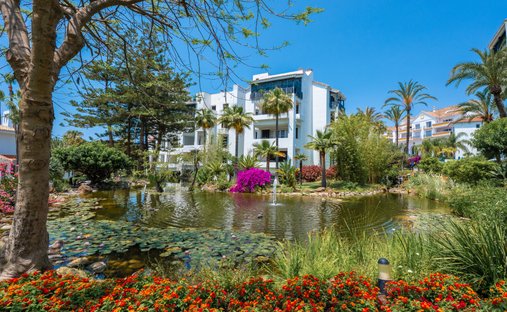 Apartment in Elviria-Cabopino, Marbella, Spain 1