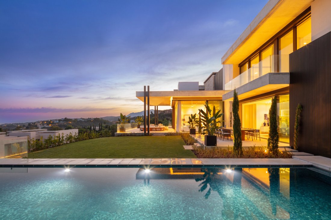 Villa in La Quinta, Benahavis, Andalusia 2 - 17291866