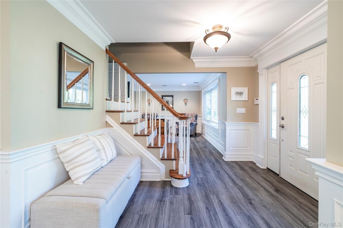 House in Mount Sinai, New York, United States 5 - 18023292