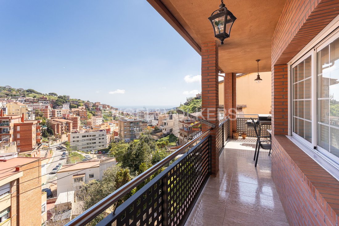 House in Horta-Guinardó, Barcelona, Spain 4 - 18023356