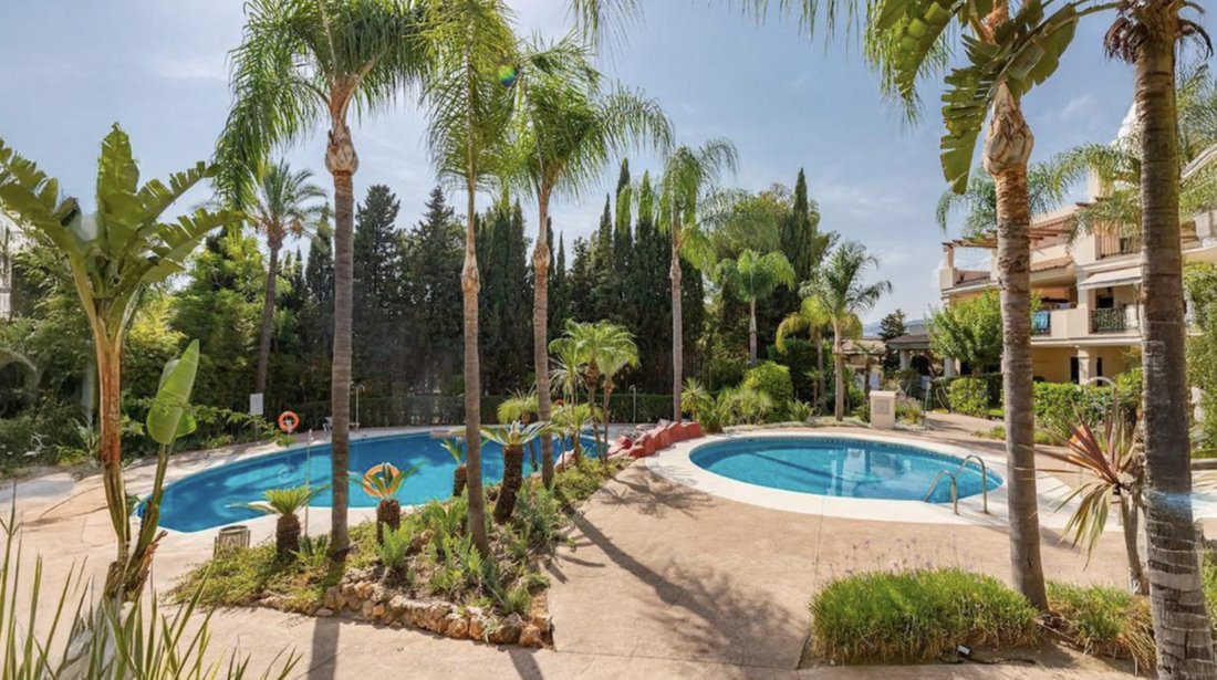 Apartamento en Nueva Andalucía, Marbella, España 2 - 16419221