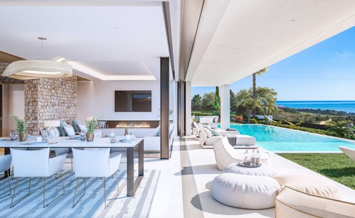 Villa in Estepona, Andalusia, Spain 1