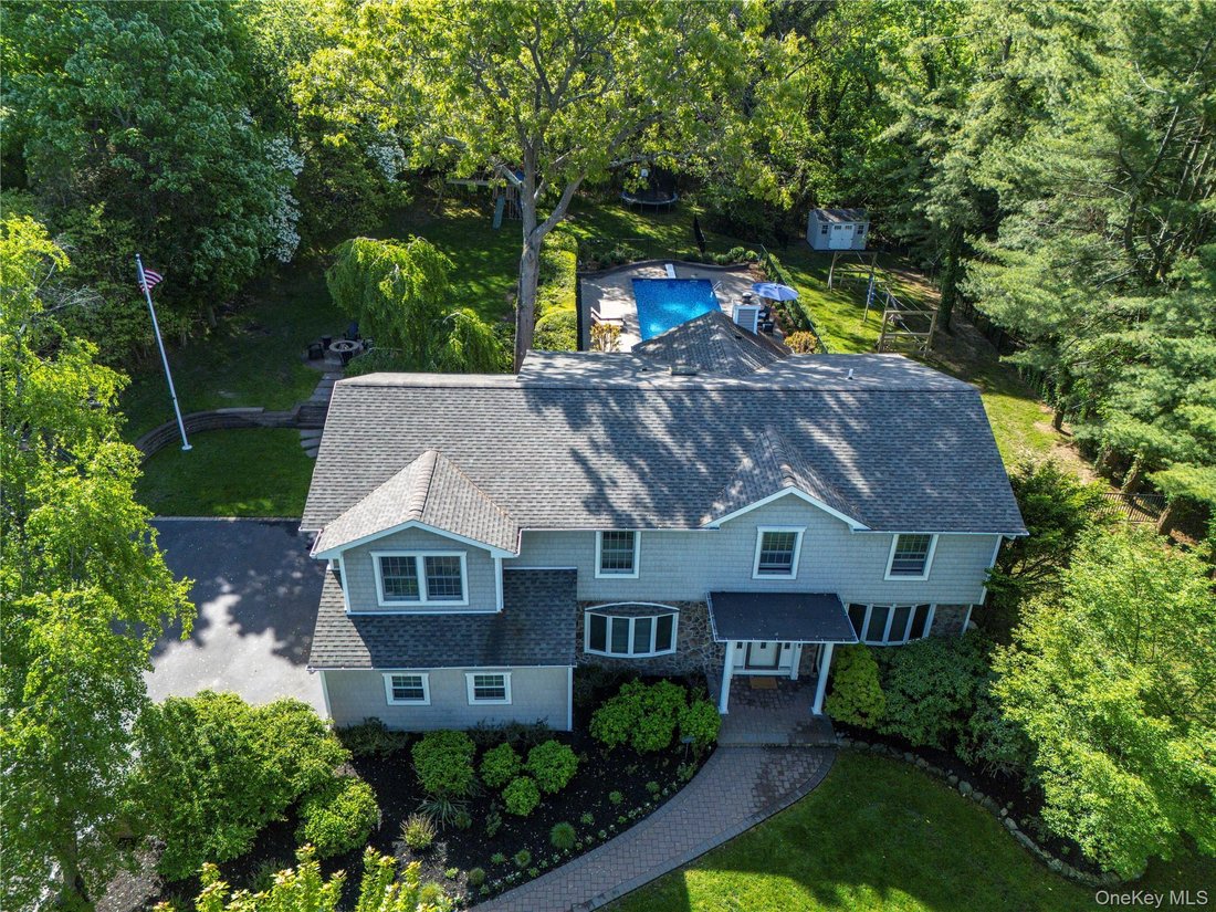 House in Mount Sinai, New York, United States 1 - 18023292