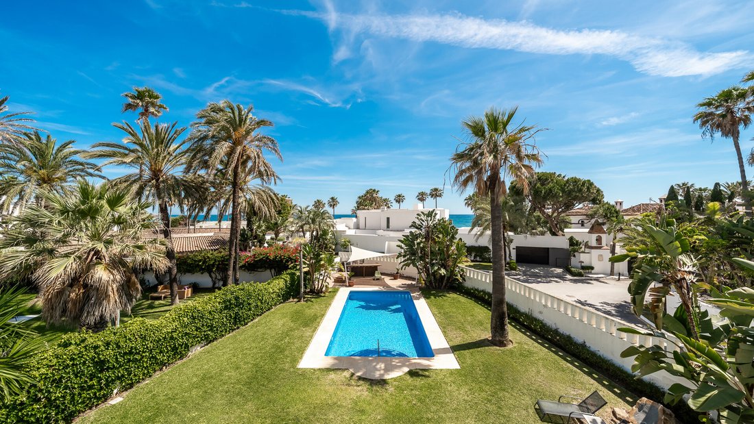 Villa in Marbella, Andalusia, Spain 1 - 18023545