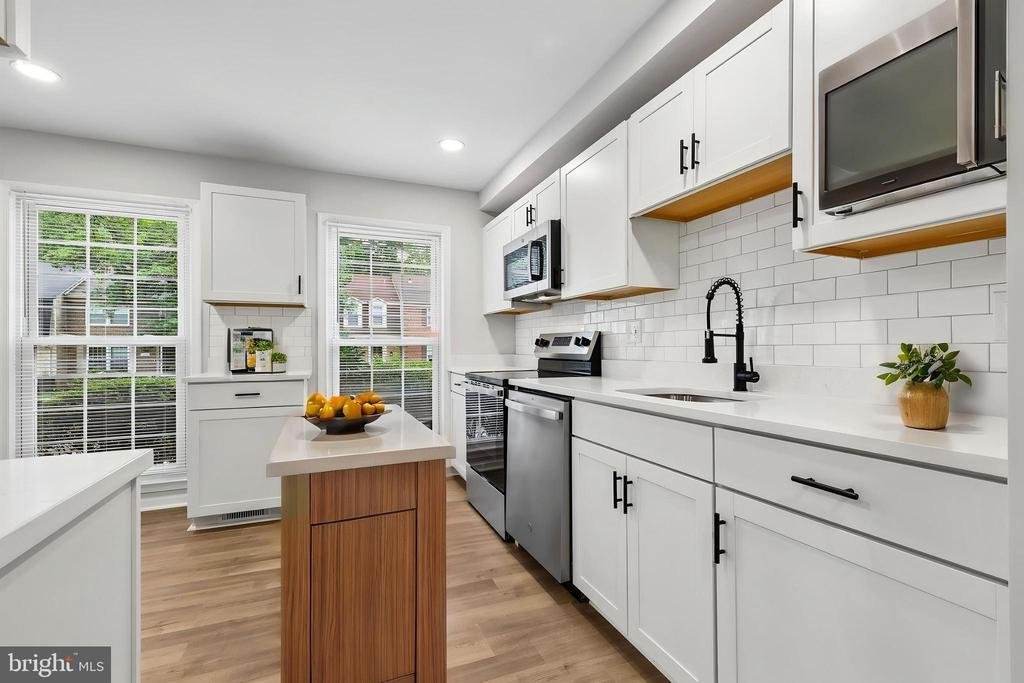 Townhouse in West Springfield, Virginia, United States 5 - 18023672