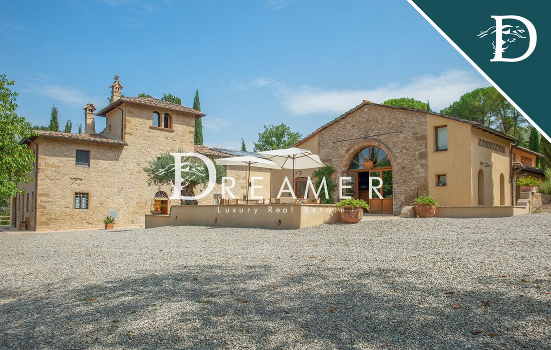 Farm Ranch in Tavarnelle Val di Pesa, Tuscany, Italy 1 - 17991427