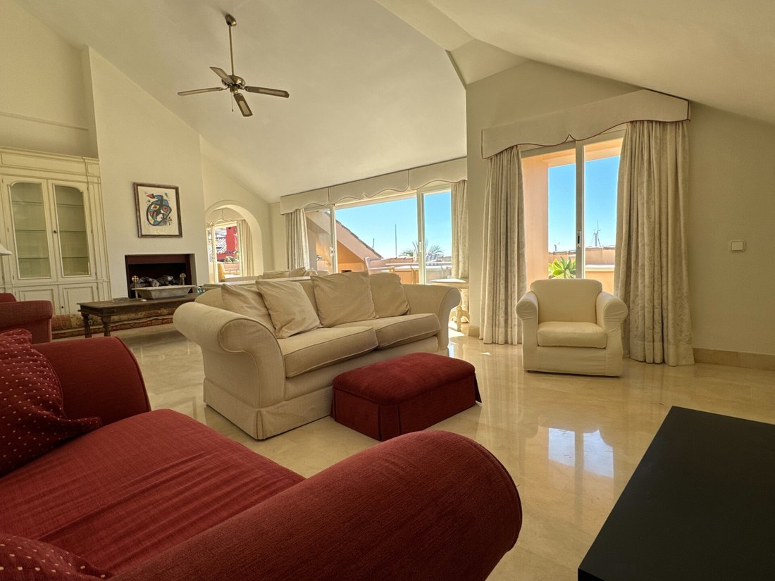 Penthouse in Sotogrande, San Roque, Andalusia 2 - 13620801