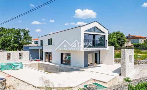 House in Porec, Istria County, Croatia 1