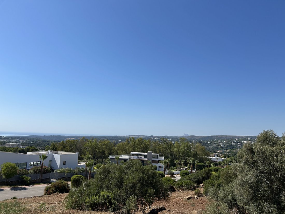 Land in Sotogrande, San Roque, Andalusia 2 - 15990672