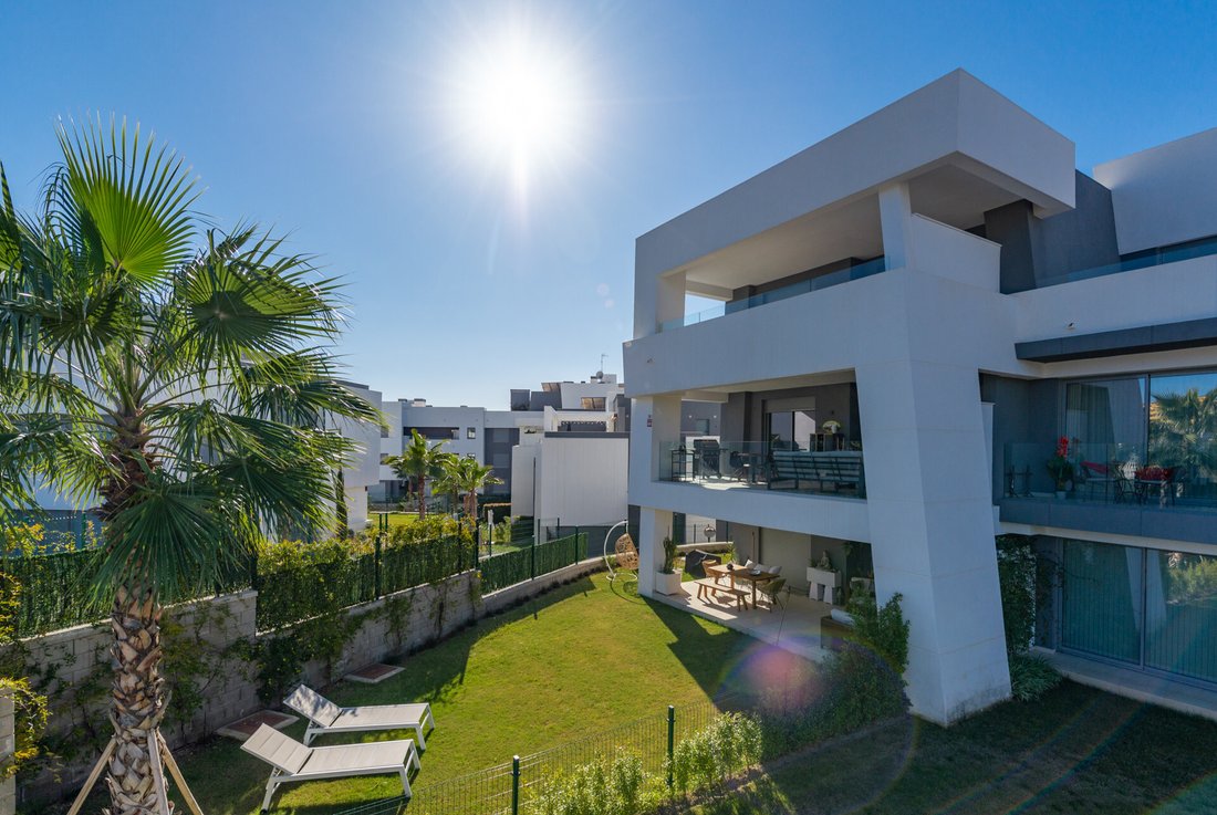 Apartment in Estepona, Andalusia, Spain 3 - 13449096