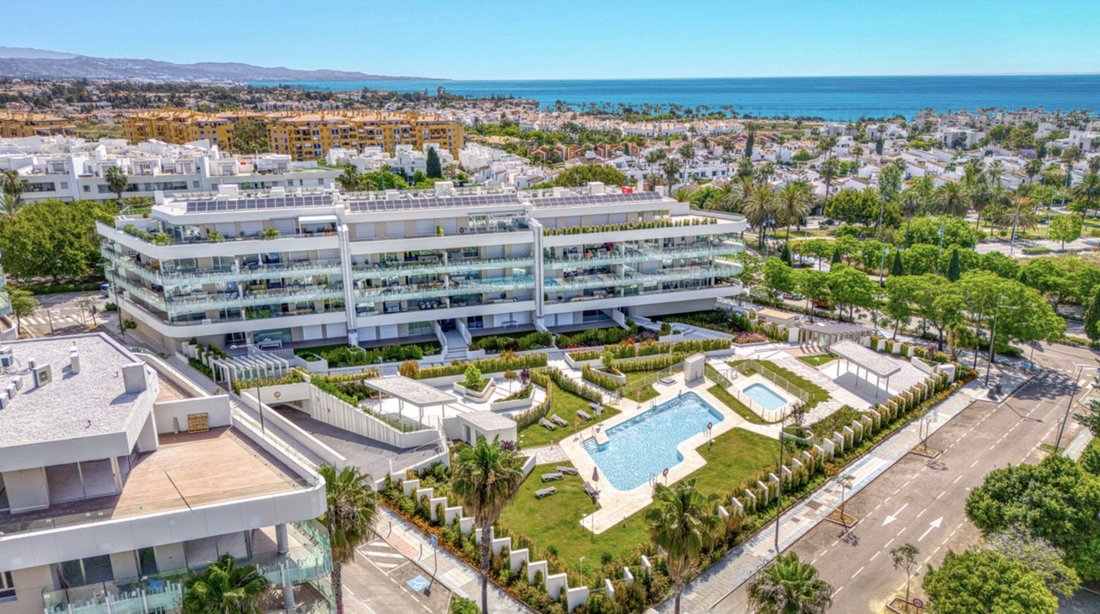 Apartment in San Pedro de Alcantara, Andalusia, Spain 2 - 15897432