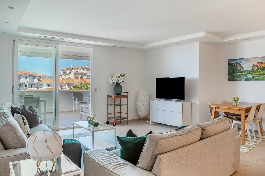 Apartment in Puerto Banus, Marbella, Spain 1 - 17716056