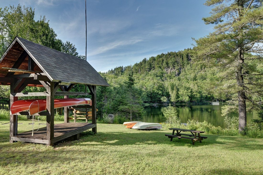 House in La Macaza, Quebec, Canada 5 - 18023754