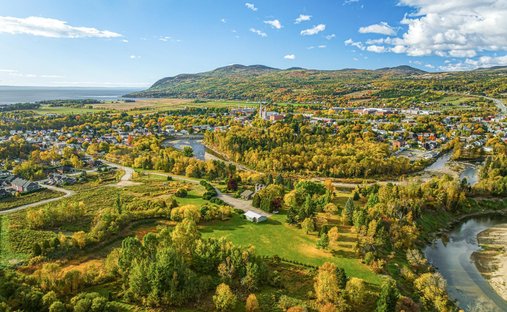 Land in Baie-Saint-Paul, Quebec, Canada 1