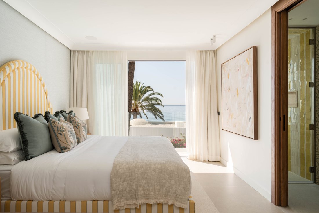 Villa in Marbella, Andalusia, Spain 3 - 16381195