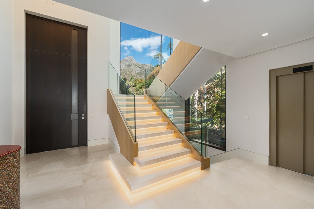 Villa in Marbella, Andalusia, Spain 5 - 16548566