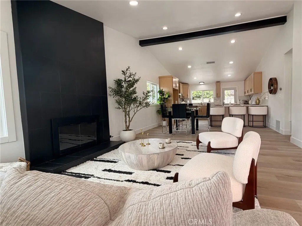 House in Orange, California, United States 3 - 18022754