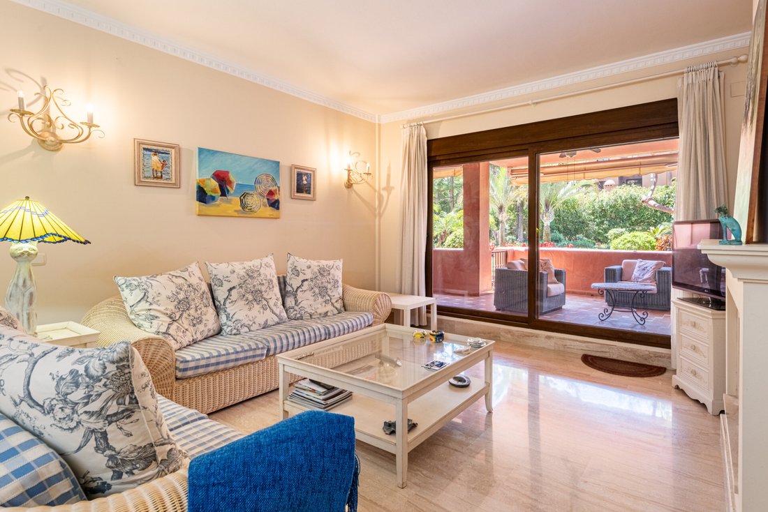 Apartment in Estepona, Andalusia, Spain 3 - 17914325