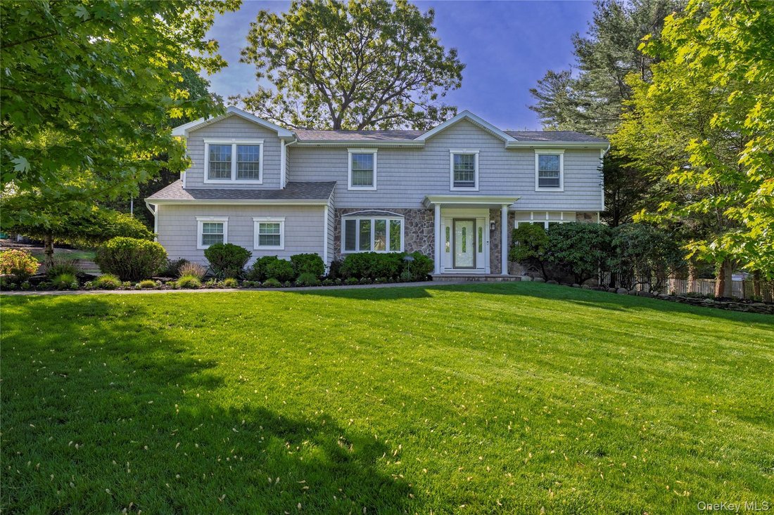 House in Mount Sinai, New York, United States 3 - 18023292