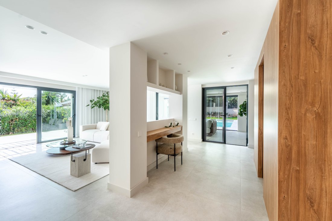 Villa in Nueva Andalucia, Marbella, Spain 2 - 15363880