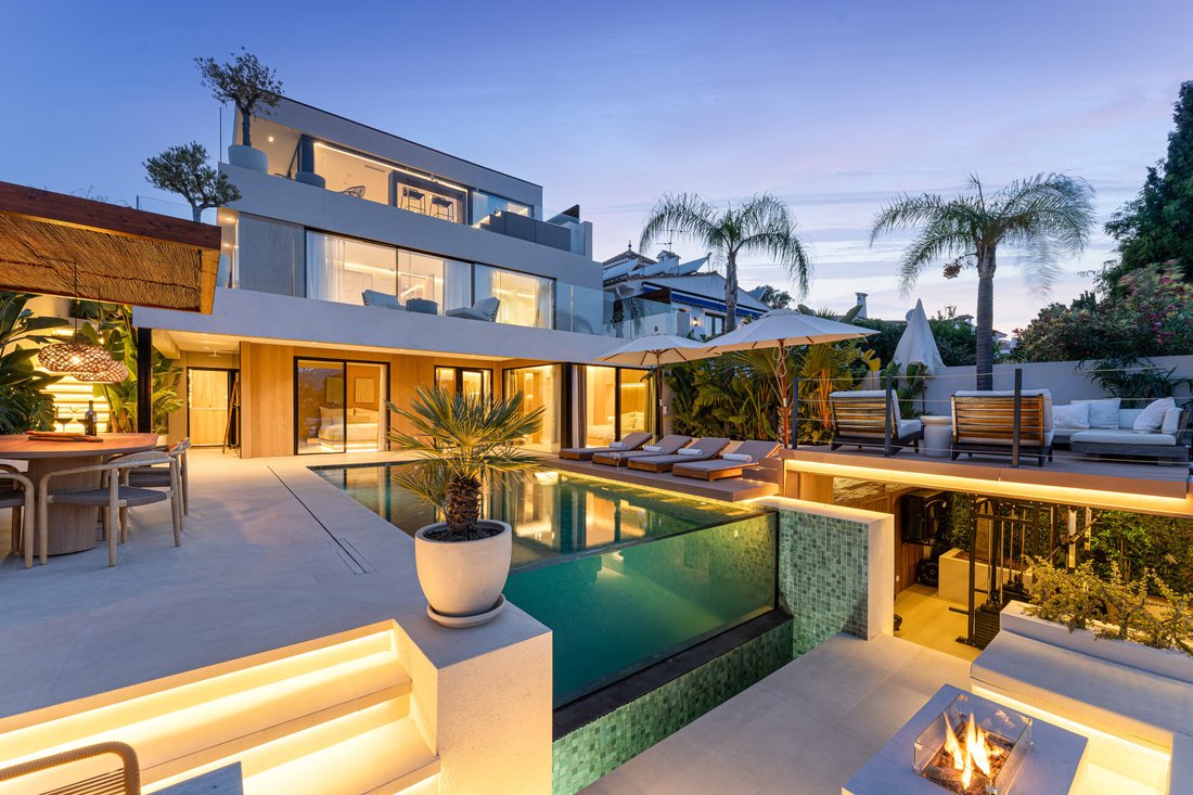 Villa in Nueva Andalucia, Marbella, Spain 1 - 18023872