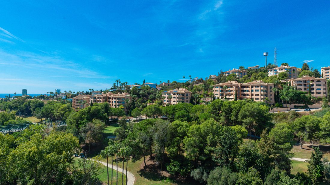 Land in Elviria-Cabopino, Marbella, Spain 2 - 14764223