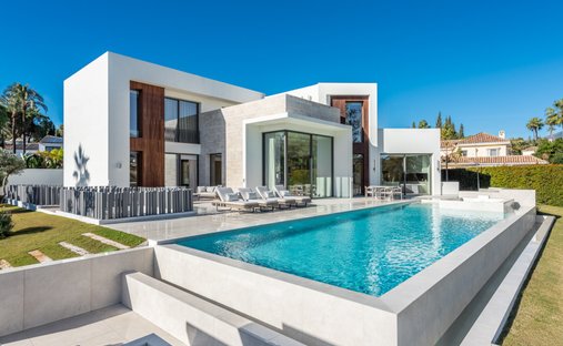Villa in Nueva Andalucia, Marbella, Spain 1